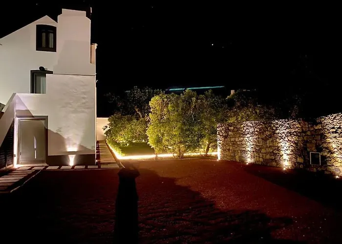 Nature & Sea - Casa Da Vinhateira South * Caloura